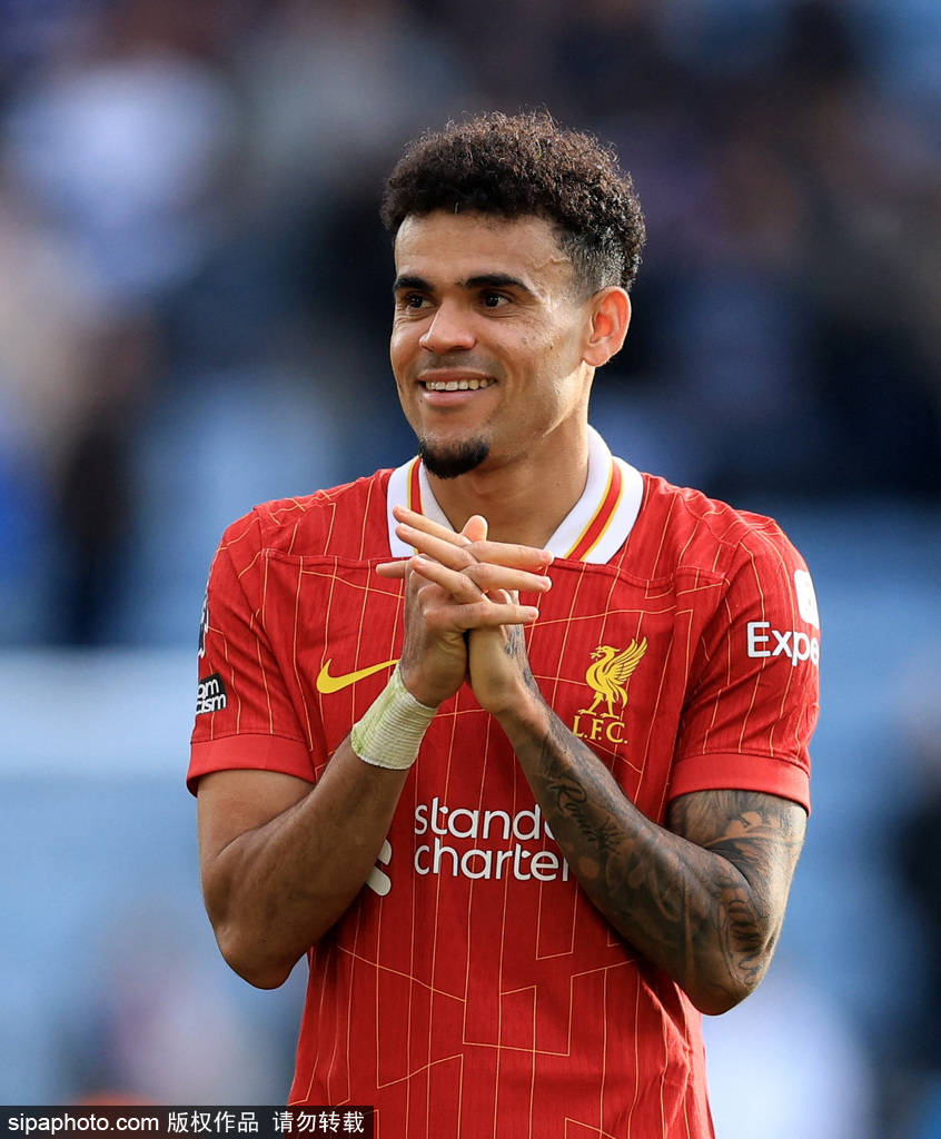 他在球场上 他在球场上