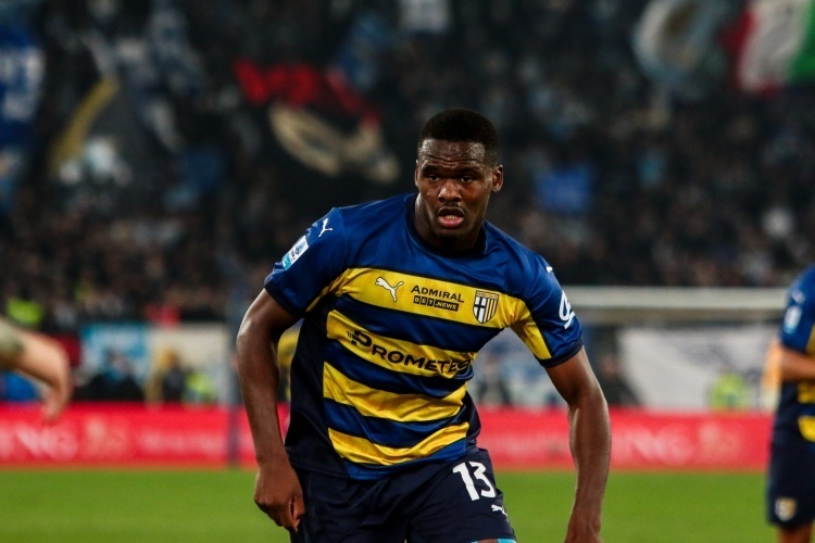 他的个人能 他的个人能